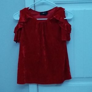 Off the shouldee sleeve top